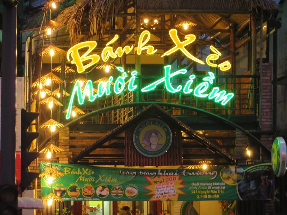 top-3-restaurant-of-banh-xeo-ho-chi-minh-district-17