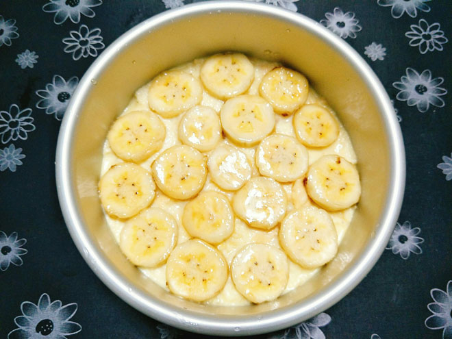 Vietnamese-banh-chuoi-nuong-recipe–How-to-make-baked-banana-cake7