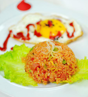 Vietnamese-tomato-rice-recipe 5