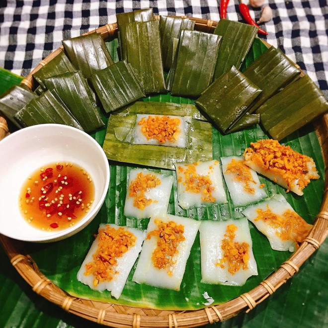 Banh-Nam-Recipe–How-to-make-Flat-steamed-rice-dumpling 22