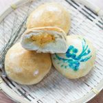 Banh Pia Recipe – How to make Vietnamese Durian Cake