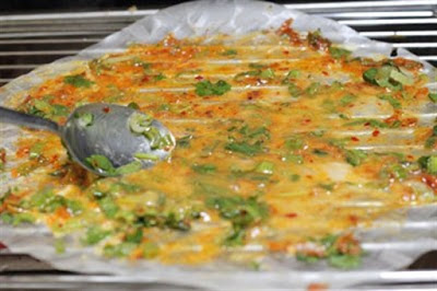 Banh-trang-nuong-recipe–Vietnamese-grilled-rice-paper 6