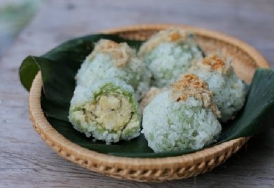[Authentic] Xoi Banh Khuc Recipe – Cudweed Sticky Rice