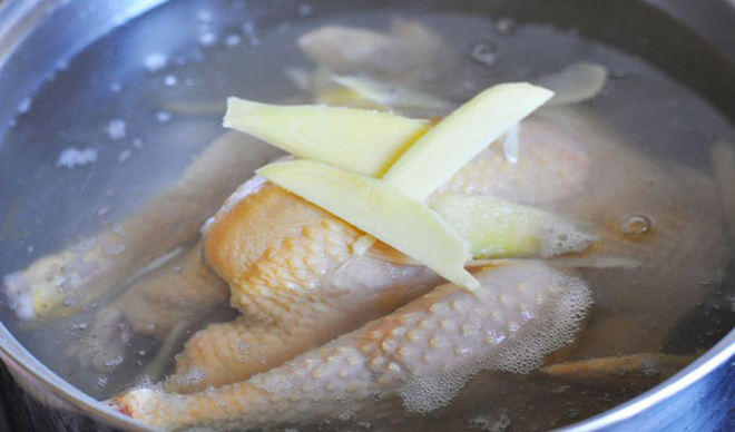 Com-ga-Hai-Nam-recipe–How-to-make-Hainanese-Chicken-rice 4