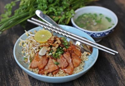 Mi kho recipe – Vietnamese dry noodles with char siu meat