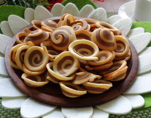 Banh-Tai-Heo-Recipe-Vietnamese-Pig’s-Ear-Cookies 14